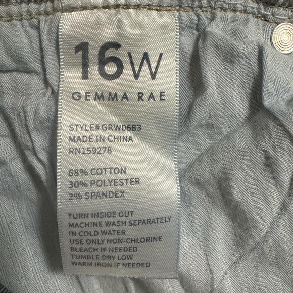 Gemma Rae Jeans - Picture 5 of 5